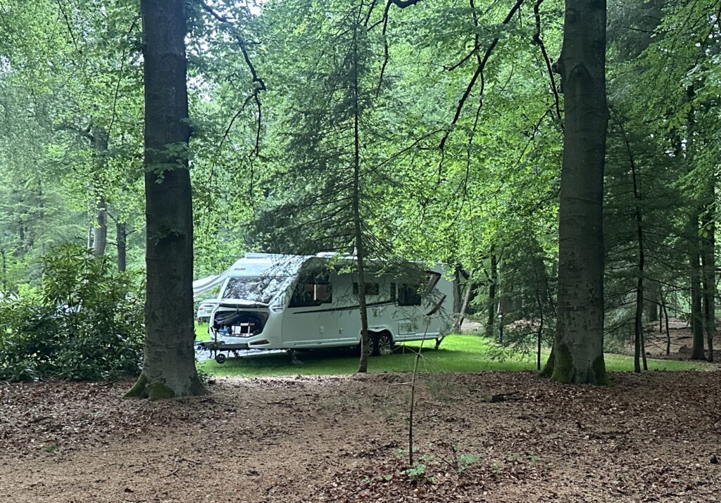 camping-caravan-kabe-kamperen
